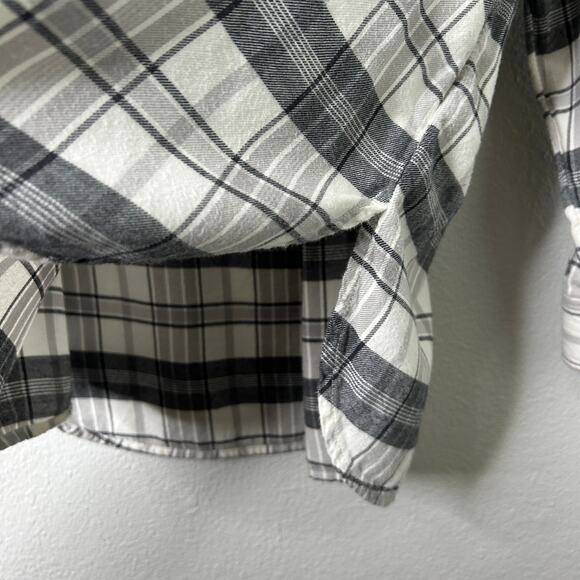 American Eagle Plaid Flannel Shirt Women’s Small Cream Oversized Snap Button - Picture 7 of 12